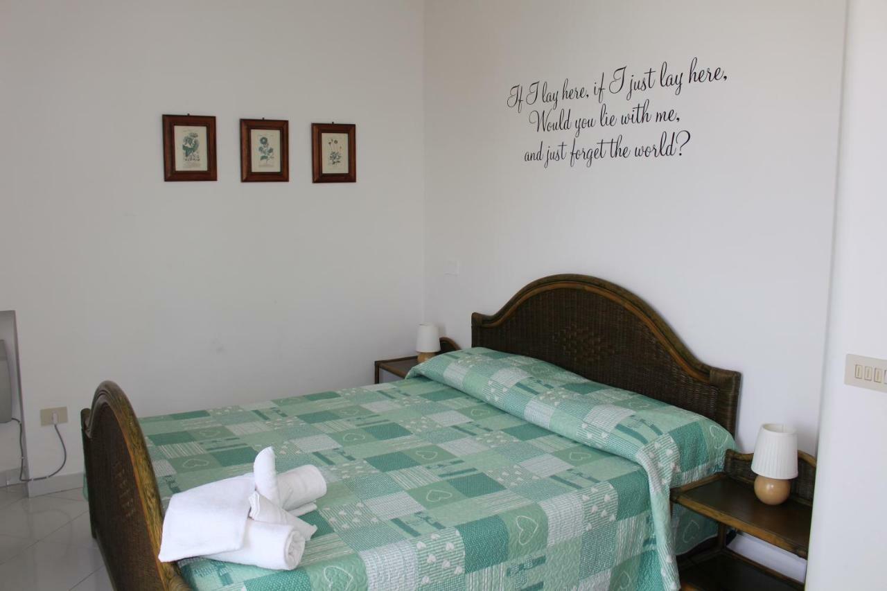 "White Mermaid" - Sorrento Downtown Sea View Apartment 외부 사진